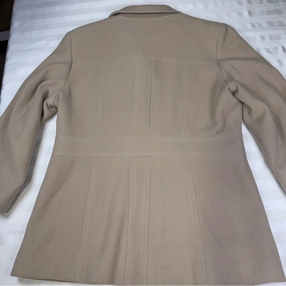 B. Moss Vintage Tan Wool Blend Women's Coat Size Large Button Front Collared